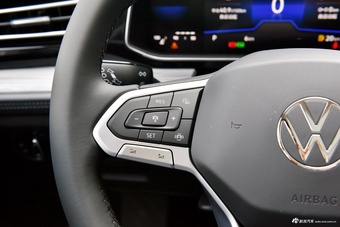 2025款速腾 改款三 300TSI DSG超越版