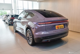 2025款蔚来EC6 75kWh