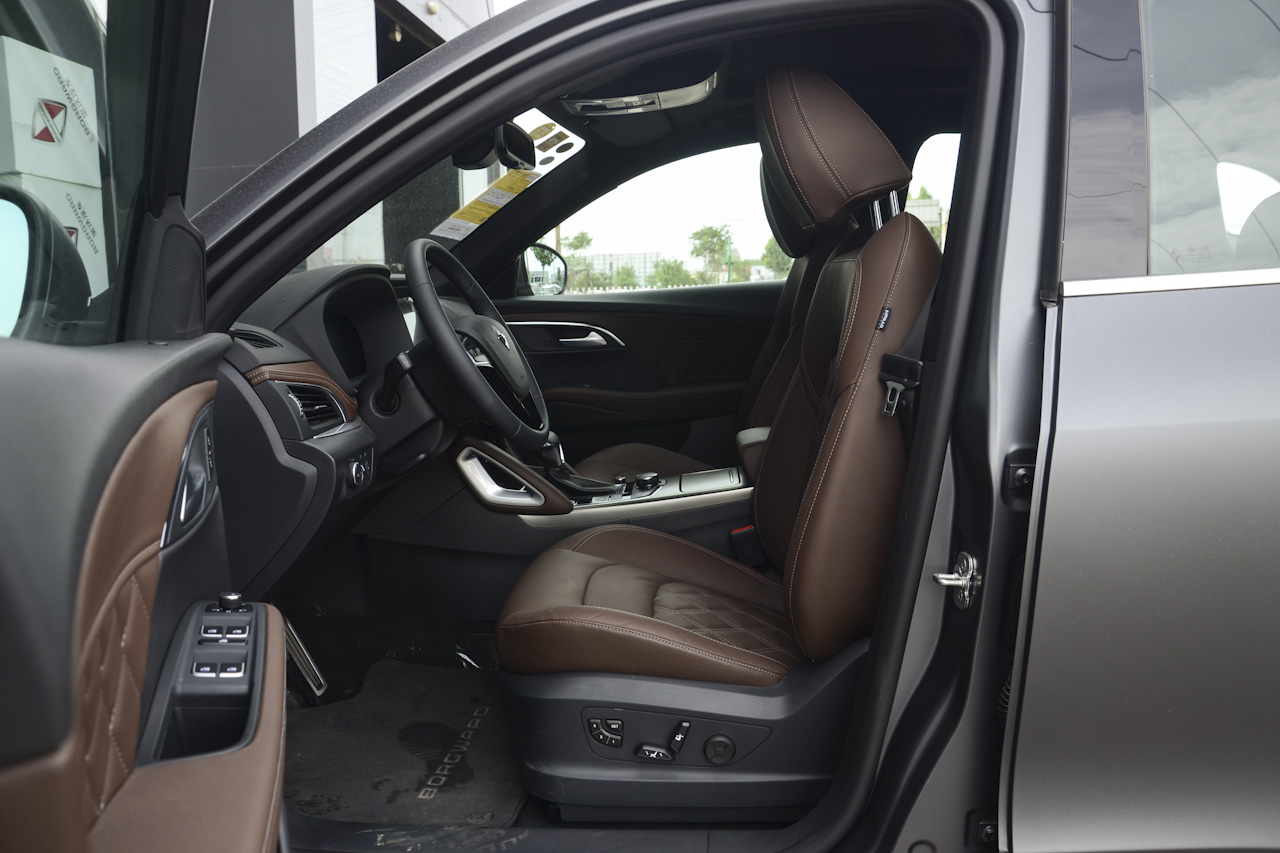 2018款宝沃BX7 2.0T自动TS四驱旗舰型