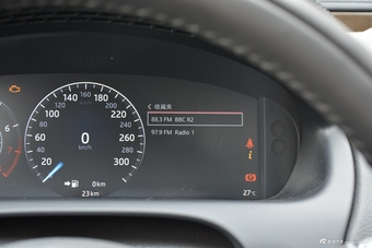 2018款捷豹XJL 3.0L自动SC两驱典雅商务版 