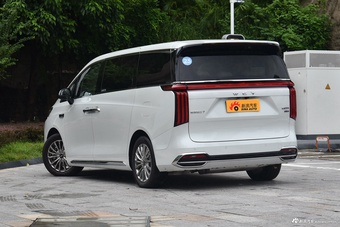 2025款魏牌 高山 四驱高山7