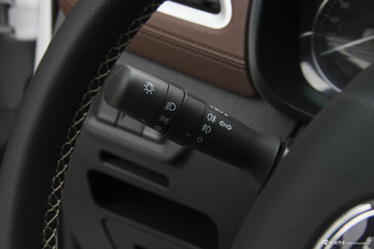 2018款斯威X7 1.5T手动尊贵型7座