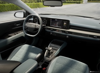 2025款Stonic 基本型 官图