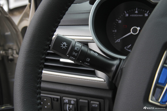 2018款吉利帝豪GL 1.4T自动精英智联型