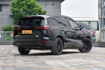 2026款蓝山 四驱Ultra黑武士