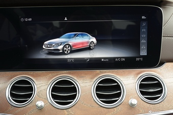 2019款奔驰E级改款2.0T自动运动豪华型300L