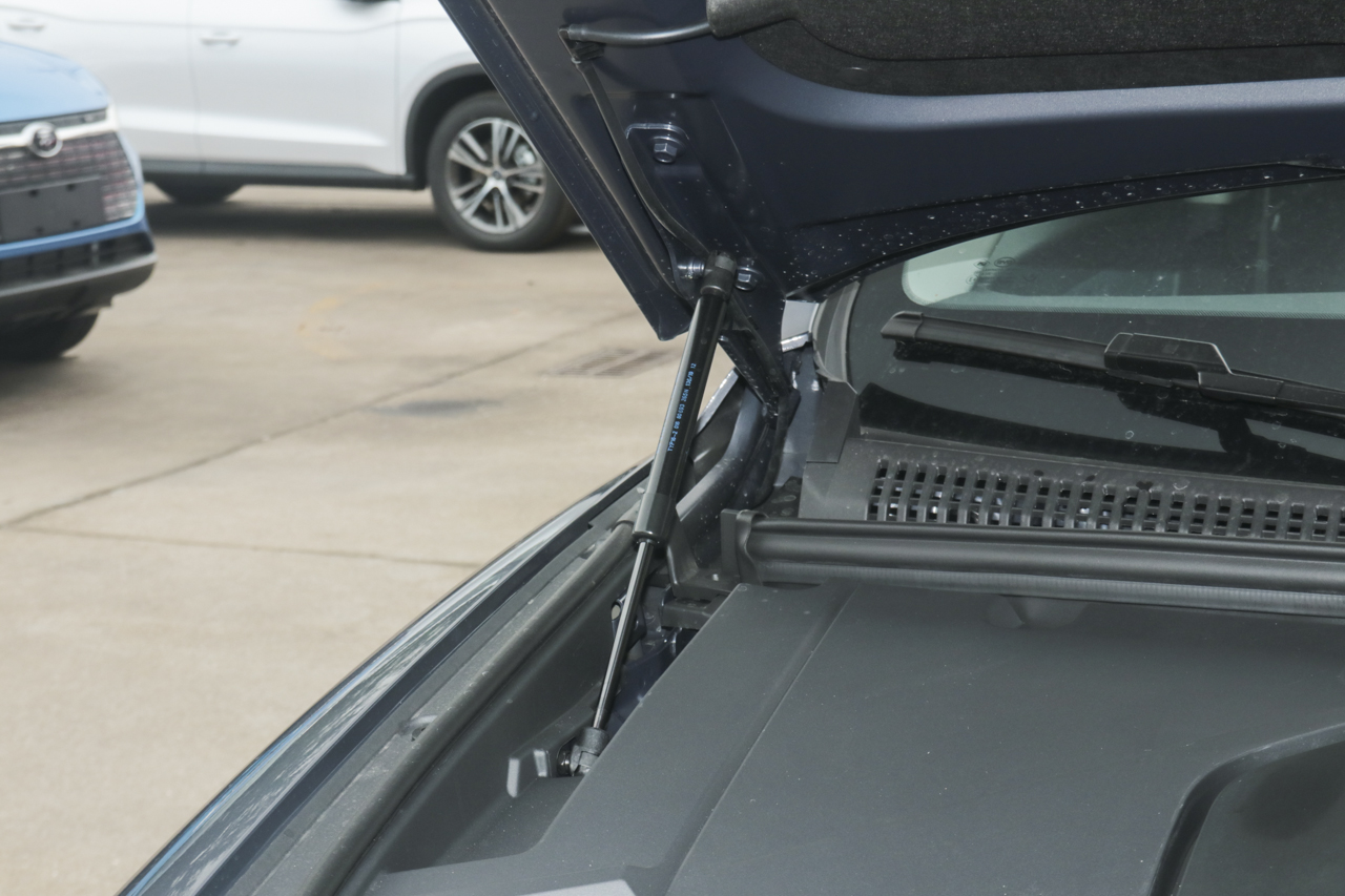 2019款比亚迪宋Pro EV高功率高续航版旗舰型