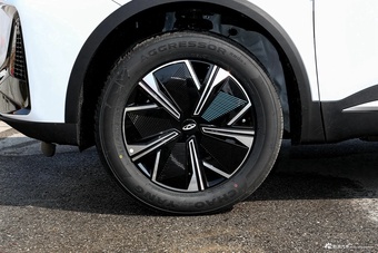 2023款瑞虎7 PLUS混动 1.5T PHEV 智尚型