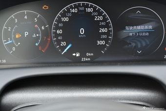 2018款捷豹XJL 3.0L自动SC两驱典雅商务版 