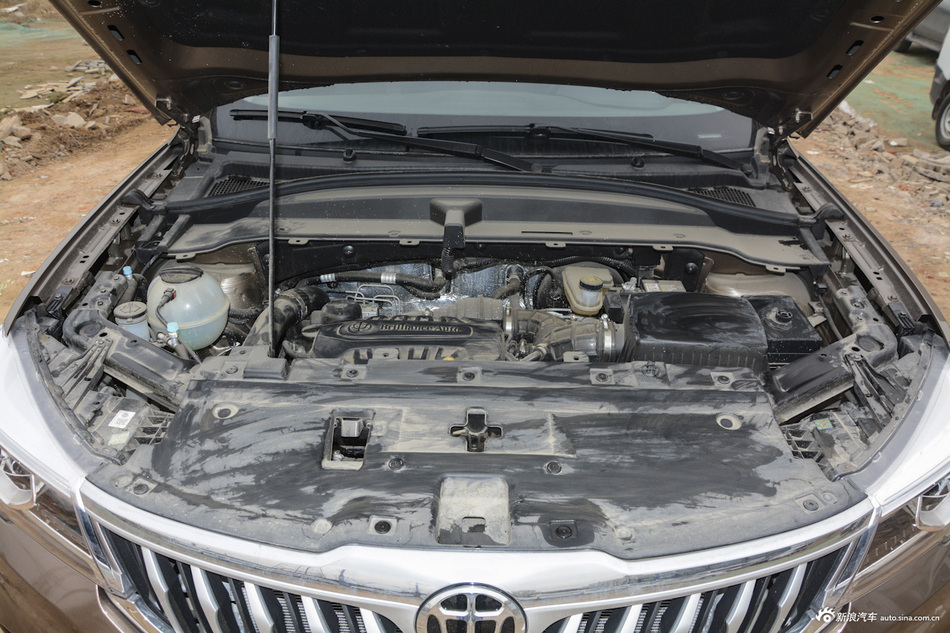 2018款中华V6 1.5T手动精英型