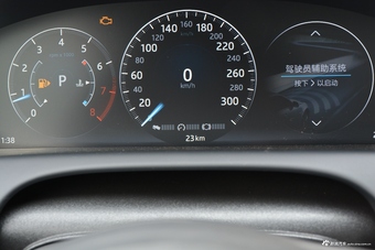 2018款捷豹XJL 3.0L自动SC两驱典雅商务版 