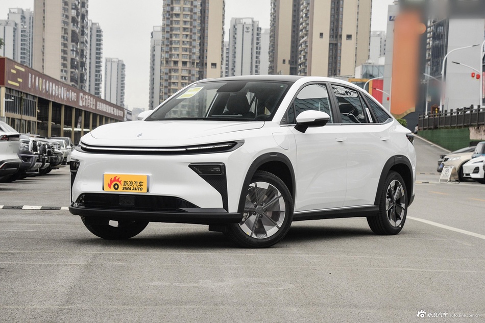 2024款睿蓝7 605km 荣耀版