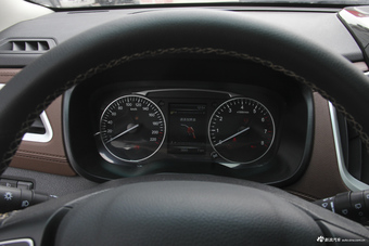 2018款斯威X7 1.5T手动尊贵型7座