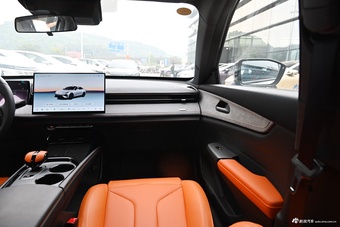 2025款长安UNI-V 第三代 2.0T 劲擎型