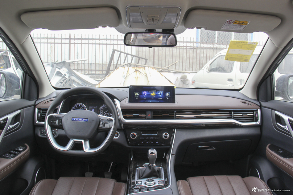 2018款君马SEEK 5（赛克5）1.5T手动领尚版