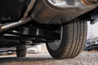 2025款卡罗拉 1.2T 精英版