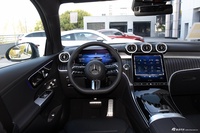 2024款奔驰GLC级轿跑 300 4MATIC 轿跑SUV