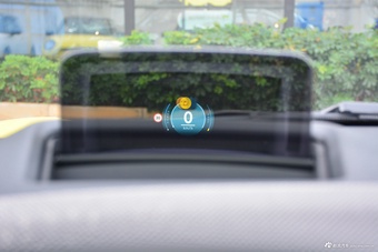 2025款MINI 2.0T COOPER S 艺术家 五门版