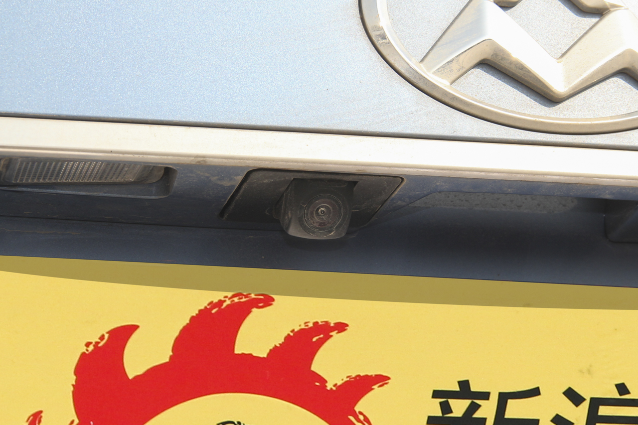 2017上汽大通D90 2.0T自动四驱天狼星