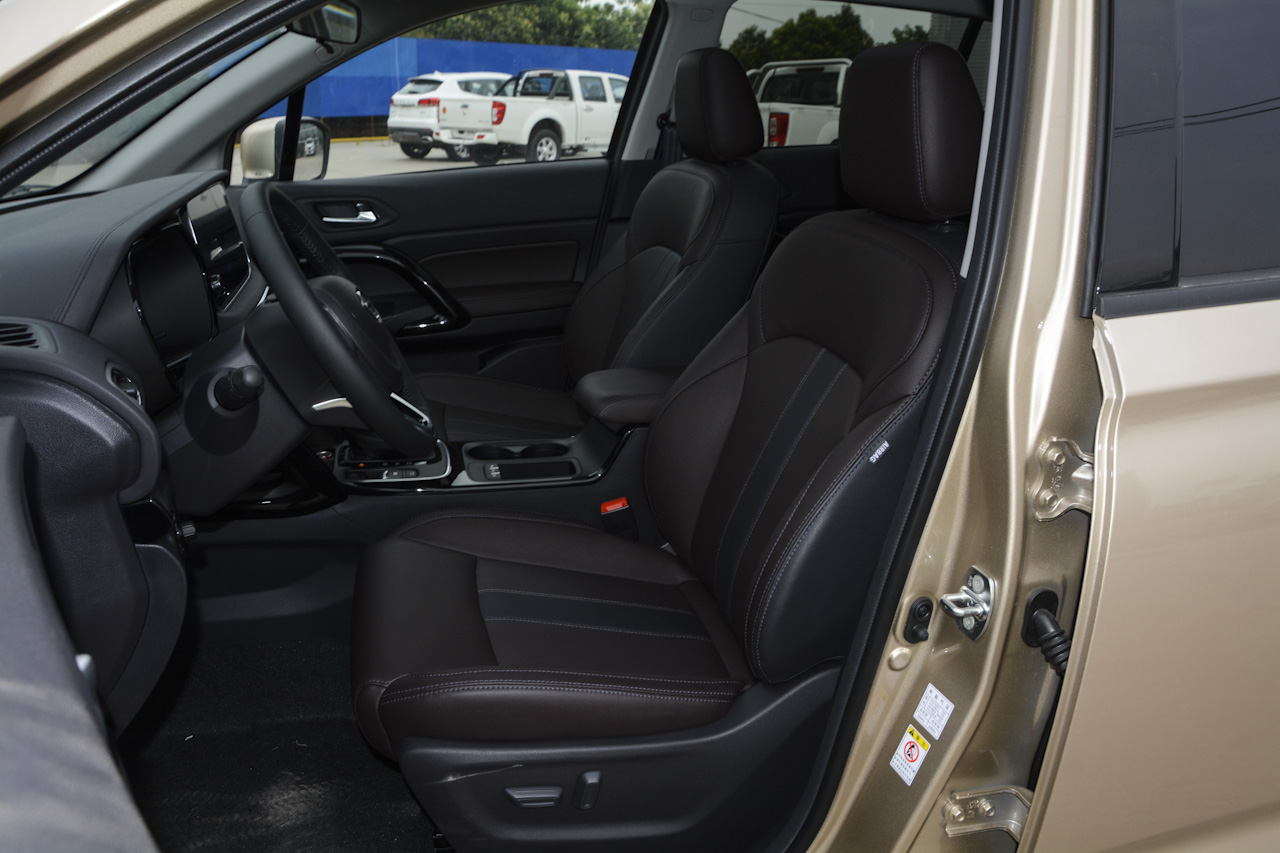 2018款传祺GS4 1.5T自动两驱豪华智联版235T