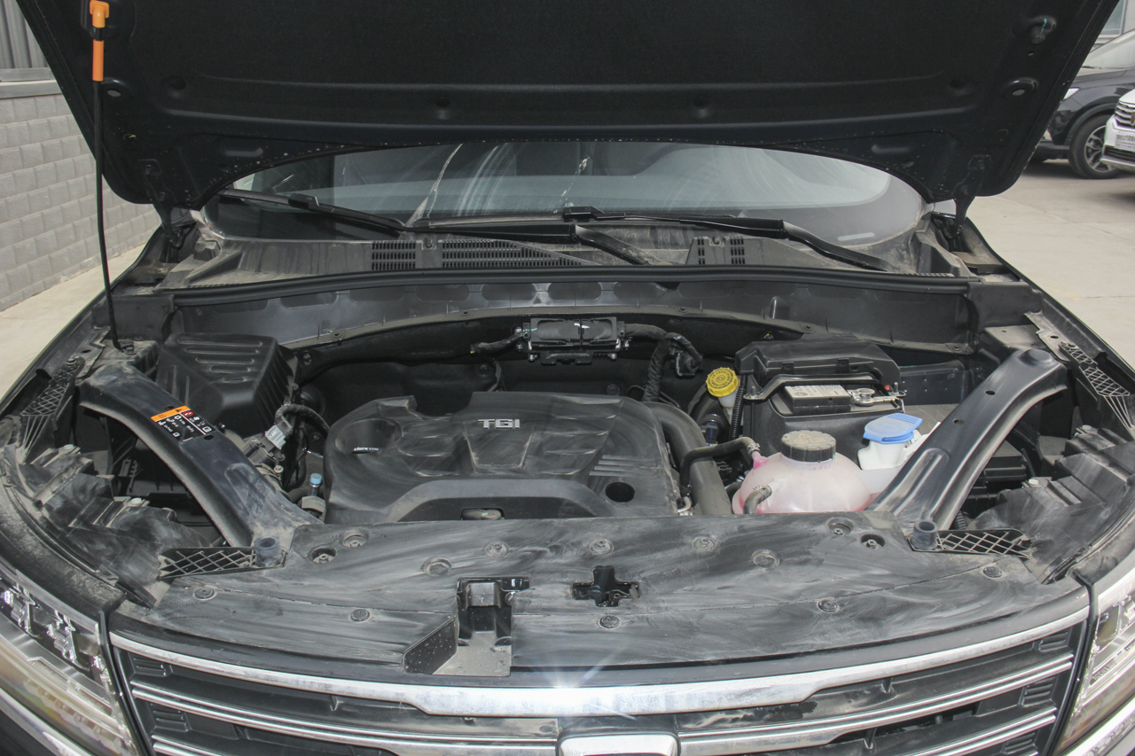 2019款荣威RX5 1.5T手动两驱Ali智联网铂金版