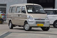 2019款五菱荣光S 1.5L手动加长基本型 