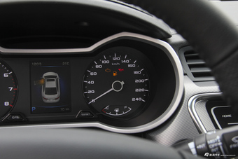 2018款吉利帝豪GL 1.4T自动精英智联型