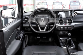 2021款锐骐2.4L手动汽油四驱舒享版基型车2TZD