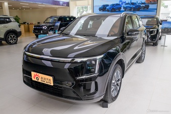 2027款山海L7 PLUS 220km五座标准版