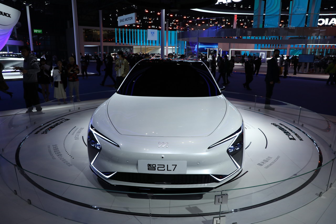 2021上海车展实拍：智己L7