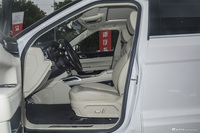 2017款众泰T700 2.0T自动尊贵型