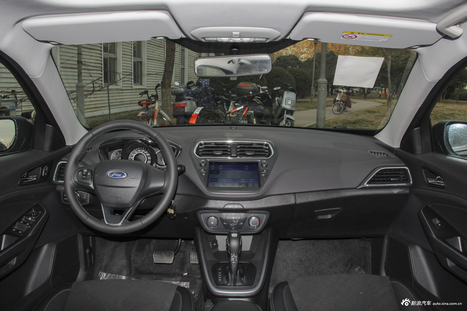 2019款福睿斯1.5L自动悦享型