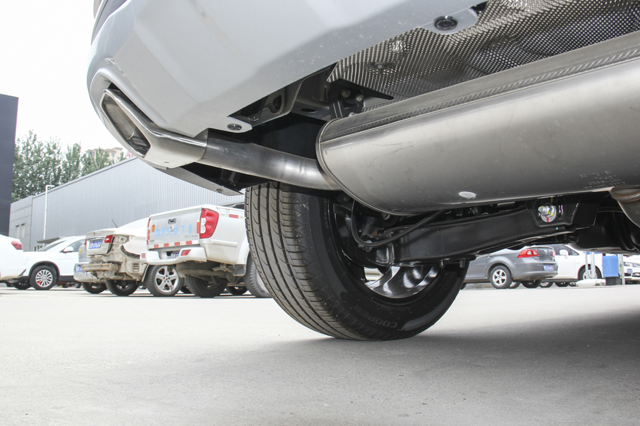 2019款荣威RX5 1.5T 手动两驱Ali智联网铂金版