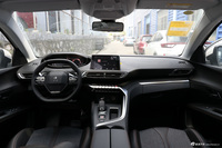 2017款标致5008 1.8T自动380THP精英版5座