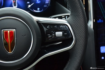 2024款红旗HS7 PHEV 2.0T四驱旗领版 7座