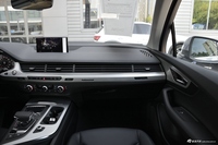 2019款奥迪Q7 2.0T自动45TFSI舒适型