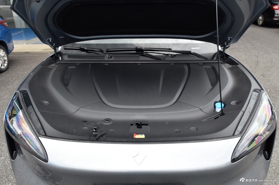 2026款宝骏云海EV 500km 标准版