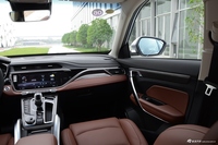 2020款 吉利博越1.8TD自动智尊PRO  