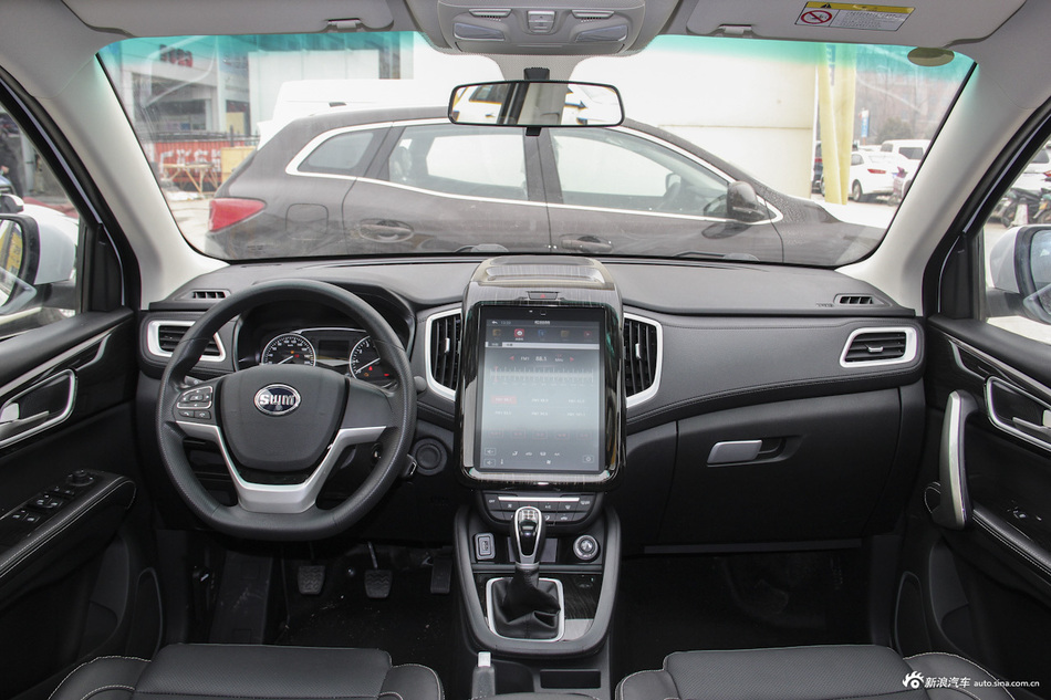 2018款斯威X7改款1.8L手动舒适版7座 