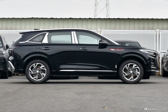 2025款红旗HS3 PHEV 117km 劲为版