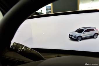 2025款凯迪拉克XT4 28T 两驱豪华型