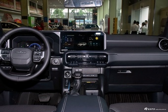 2025款普拉多 2.4T 全能TX版 5座