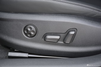 2017款奥迪RS3 2.5T  Limousine自动