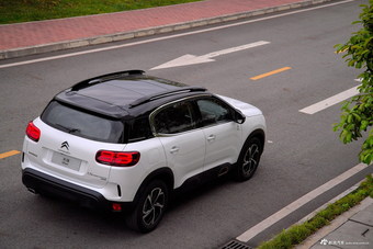 2019款天逸 C5 AIRCROSS 1.6T自动360THP ORIGINS百年臻享版国VI