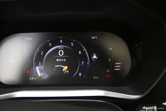 2019款风行T5L 1.8T手动豪华型7座