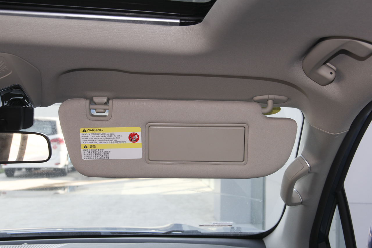 2017上汽大通D90 2.0T自动四驱天狼星