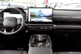 2023款哈弗二代大狗1.5T 两驱潮野版Plus