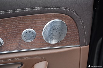 2021款奔驰E级 E 300 L 尊贵型