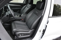 2021款宝骏RS-7 1.5T CVT 行政版 6座