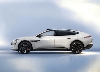 2026款阿维塔12 纯电版 三电机 官图